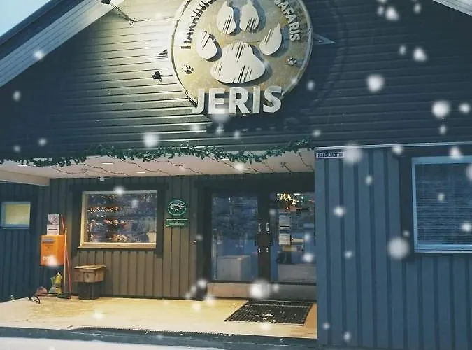 Jeris Lakeside Hotelli 3*