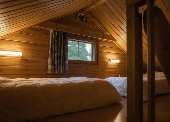 Jeris Lakeside Hotelli 3*