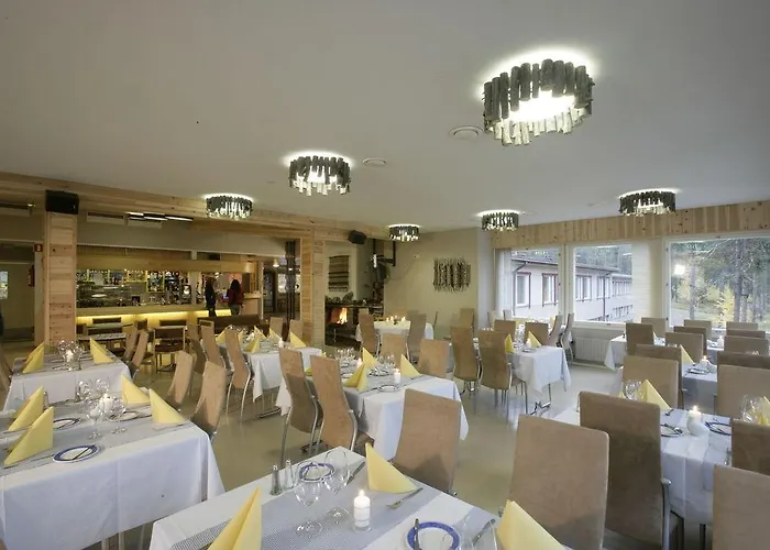 Hotelli Jeris Lakeside 3*